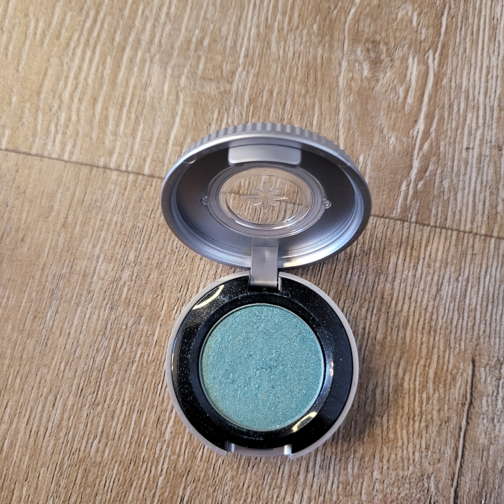 Discontinued NWOT Urban Decay Eyeshadow Minx Subway Token Single